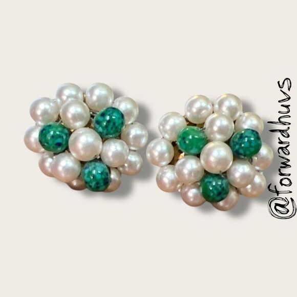 Vintage Clip-On Earrings – Marked Japan - Picture 4 of 9